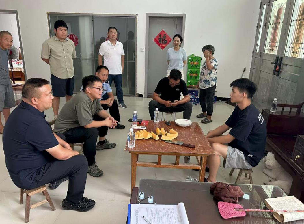 走訪體檢合格應(yīng)征青年